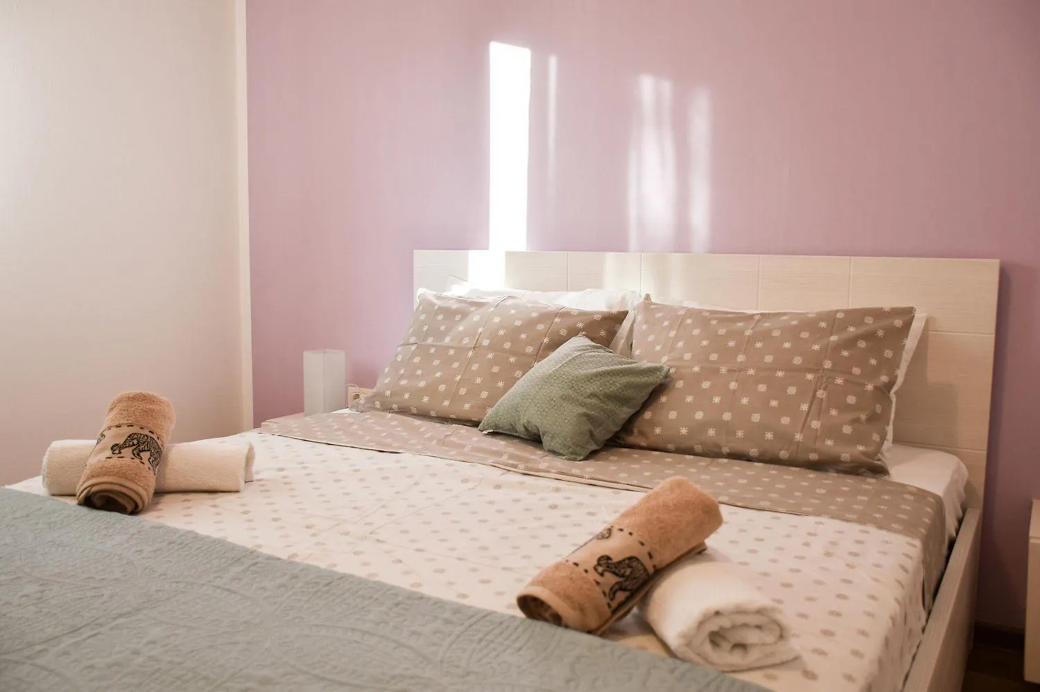 Hundefreundliches Ferienhaus Nur 500 Meter Zum Strand Mit Meerblick Und Tollem Privatgarten Ρόβινι Σπίτι διακοπών